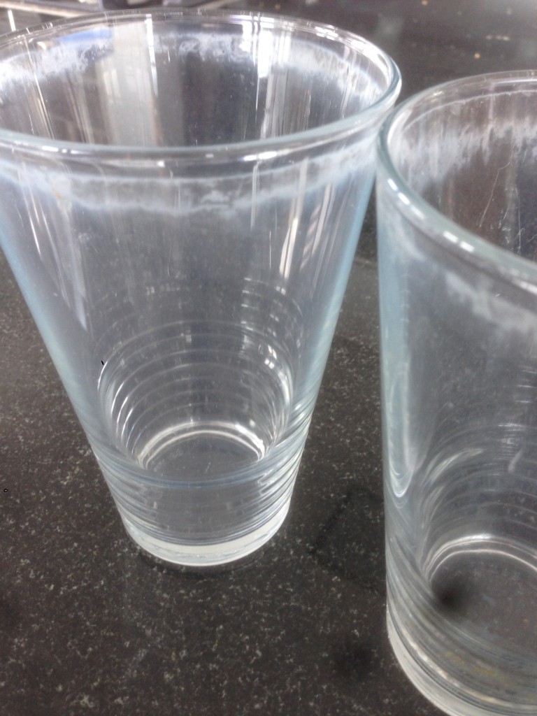 Nieuw: Grijs uit de vaatwasser.